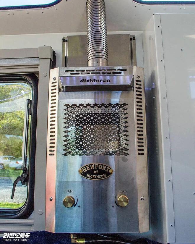 ll Boy 越野拖挂高顶+全铝+强越野！新葡京探险党终极选择！Mammoth Ta(图4)