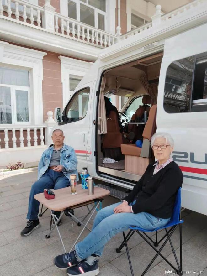 户外电器长什么样？新葡京五代人理想的(图5)